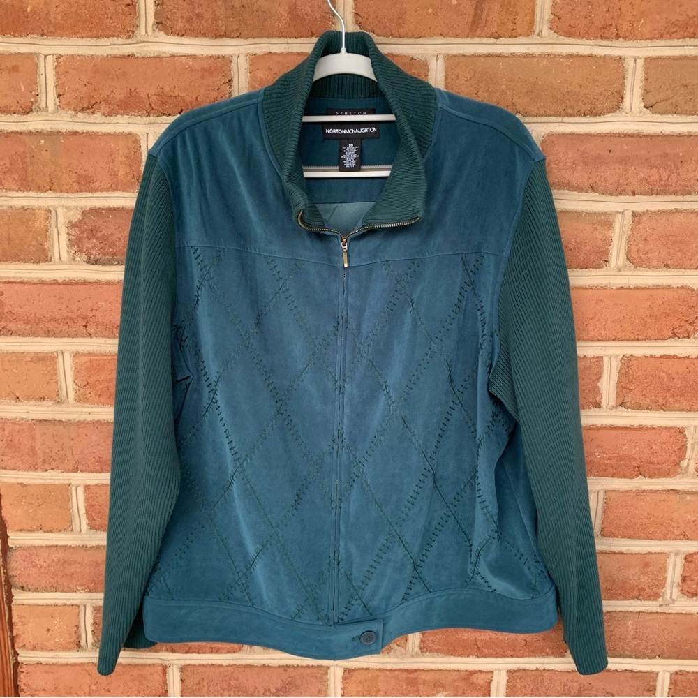 Rich green zip up sweater/ jacket   Size 18